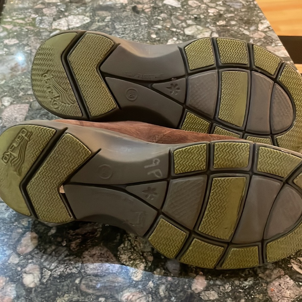 Dansko walking shoe size 38 - Picture 5 of 6